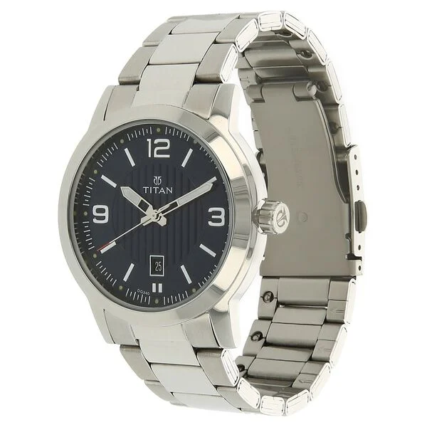 Men's Urban Refinement: Sleek Blue Dial with Silver Watch